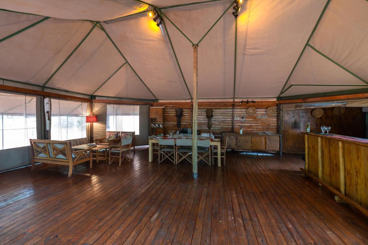 Vivo Iphofolo Lodge & Tented Camp מראה חיצוני תמונה