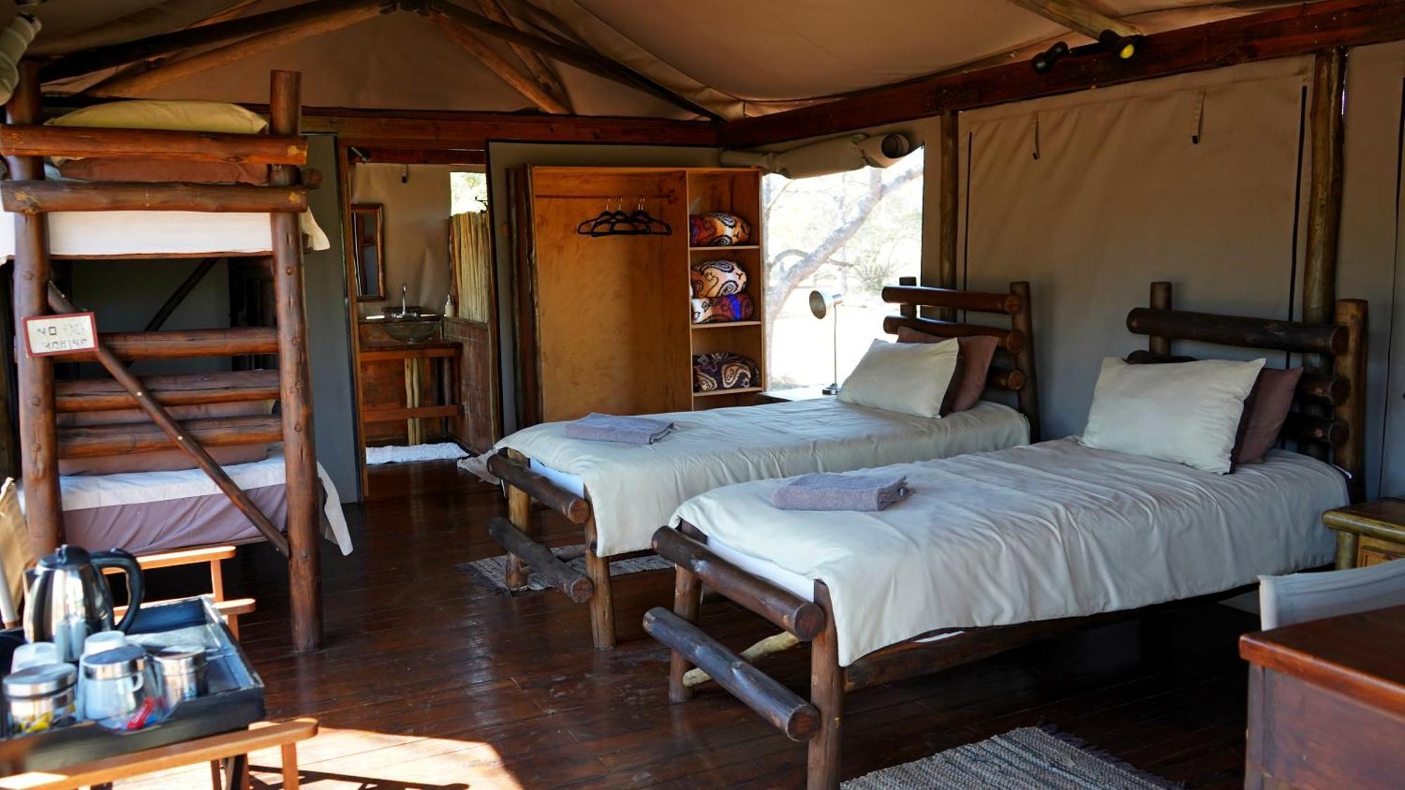 Vivo Iphofolo Lodge & Tented Camp מראה חיצוני תמונה